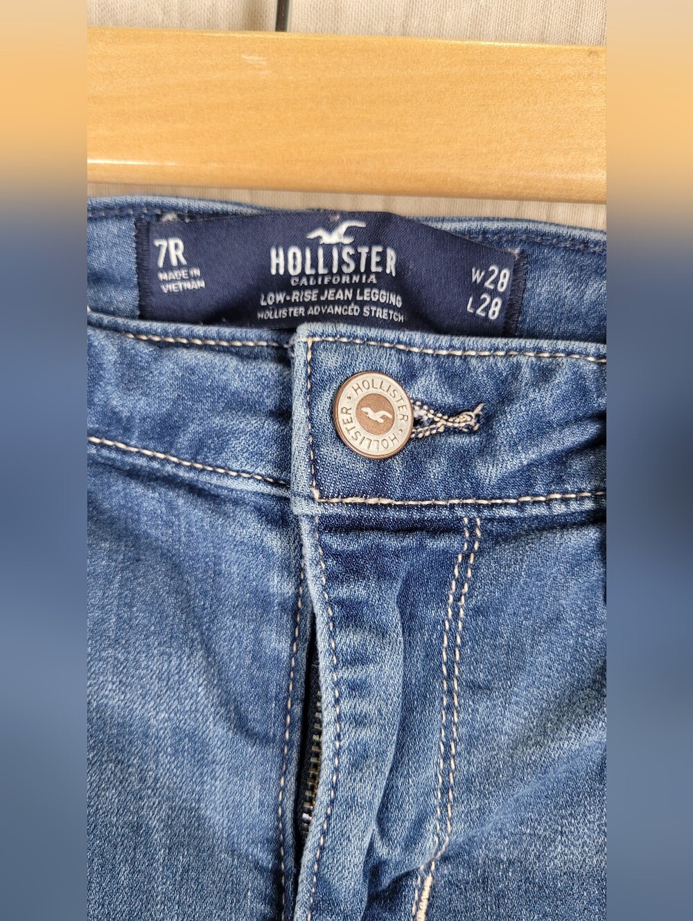 Hollister Low Rise Jean Leggings Classic Blue Distressed Skinny Jeans - 7R 28 - Picture 2 of 16